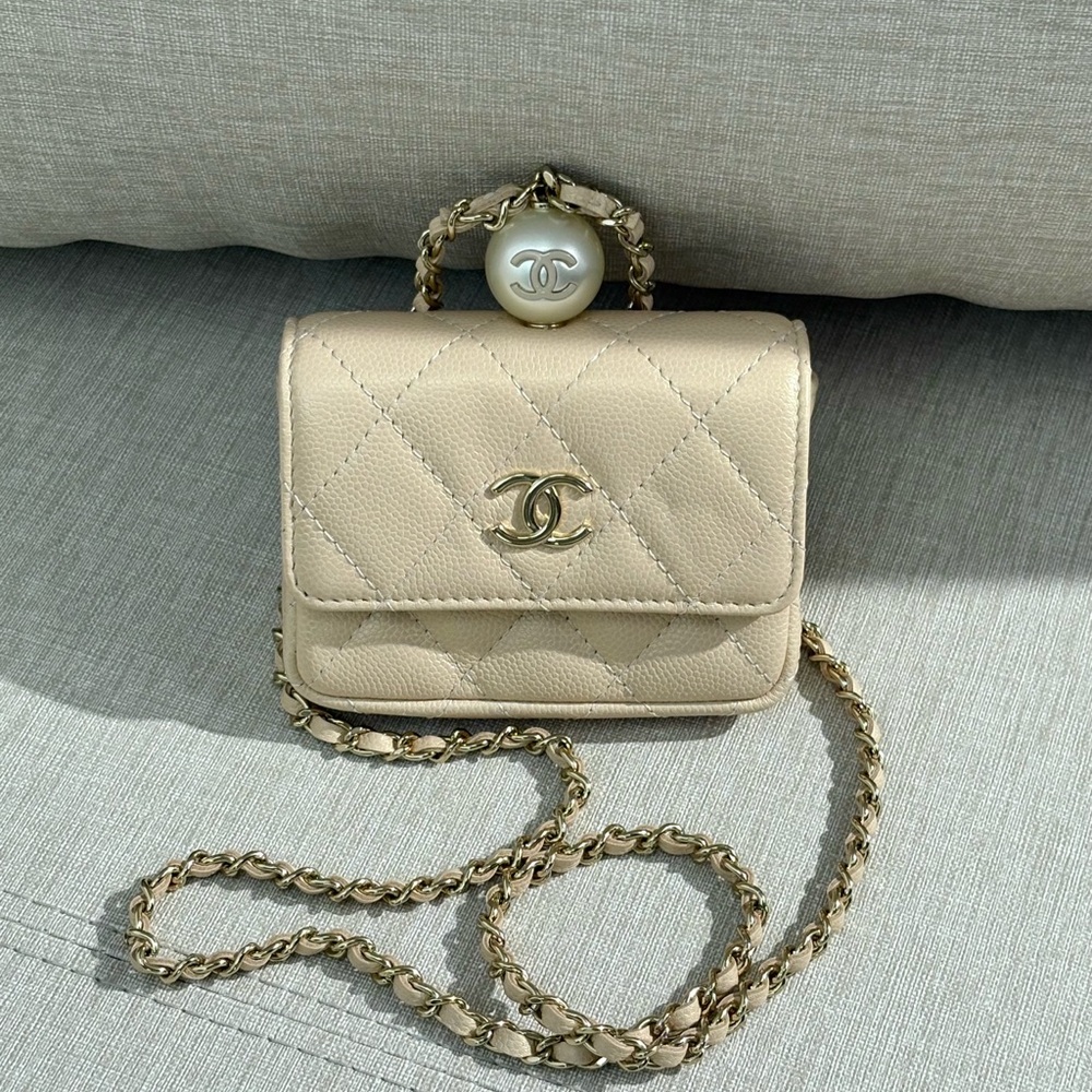 CHANEL Beige Caviar Pearl Top Handle Mini Flap GHW